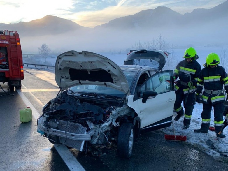 Verkehrsunfall A9 am 15.12.2019